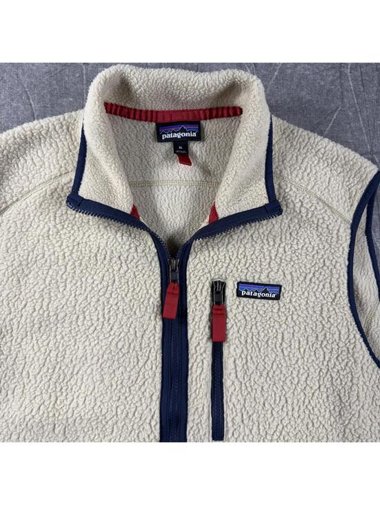 Patagonia Jackets & Blazers - Patagonia Vest Women's XL Cream Fleece Full Zip